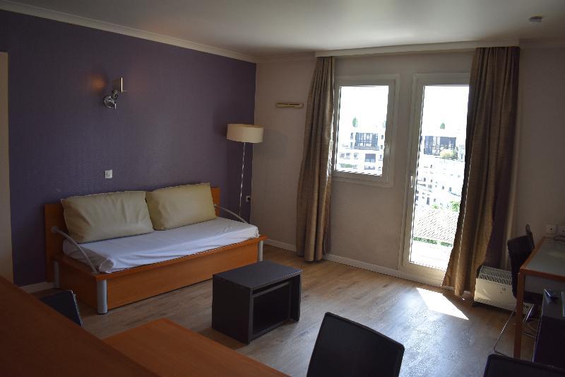 Star Of Life Apartment Courbevoie Exterior foto